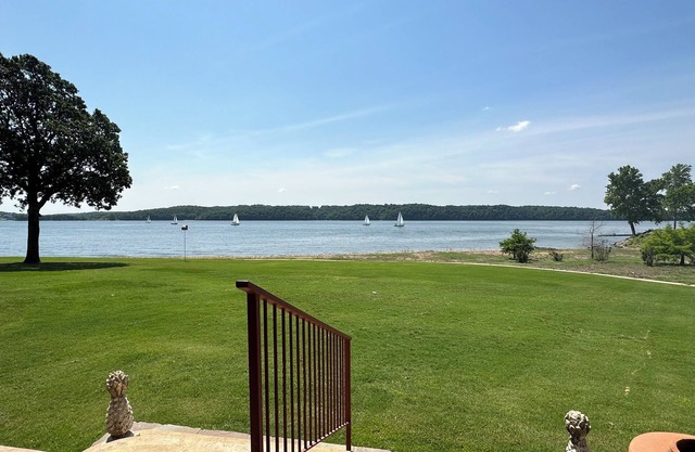 Eagle Beach- Single Family Waterfront Home