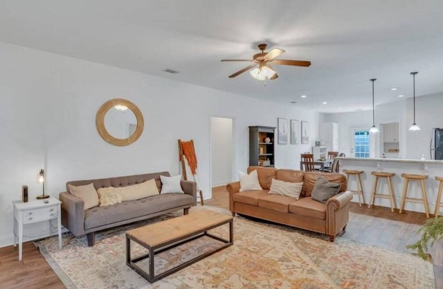 Eagle's Retreat - Close to GSU & Paulson Stadium