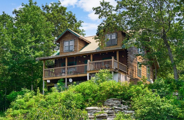 Eagle’s Crest at Mentone-Amazing Views, sleeps 8