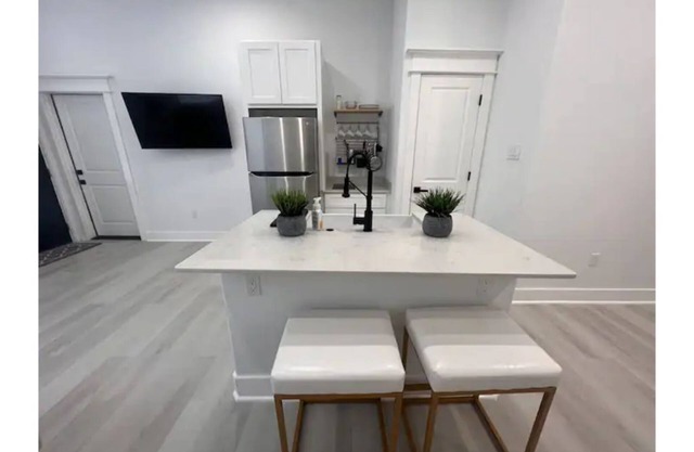 East Downtown Pied-à-terre Unit #1