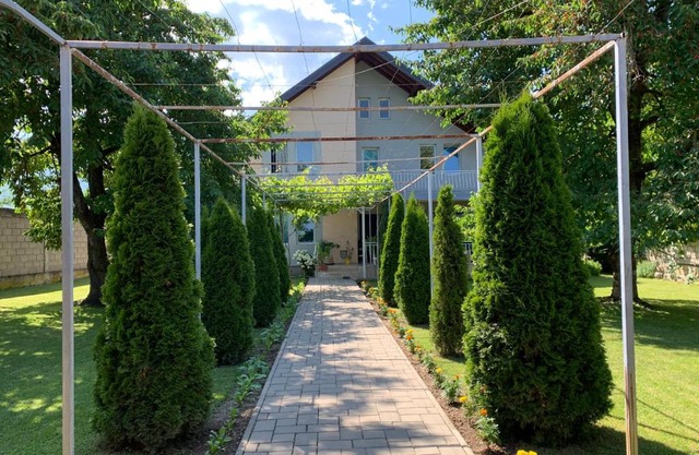 Echref Residence
