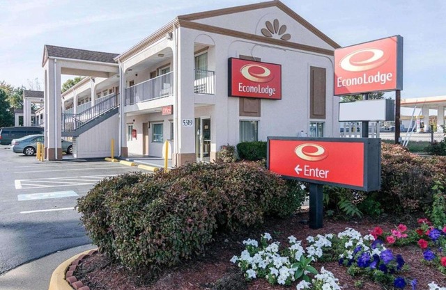 Econo Lodge Fredericksburg near I-95