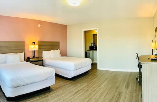 Econo Lodge Inn & Suites Abilene East District