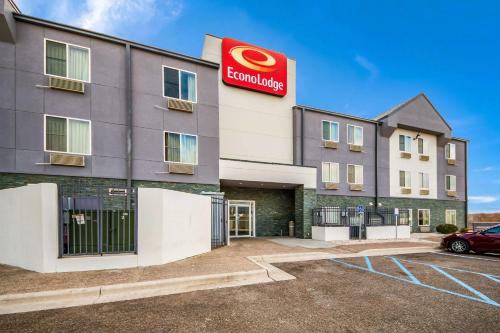 Econo Lodge Laredo