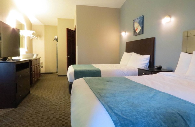 Edgewater Hotel