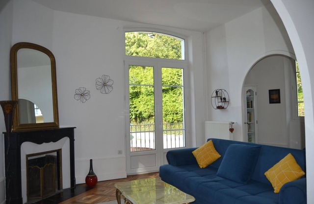 Elegant 110 m'apartment in a townhouse 400m from the city center of Aix