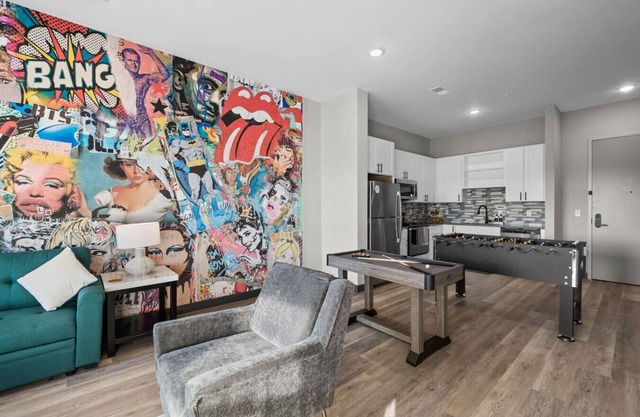 Elegant 1BR Escape – Perfect Location & Free WiFi
