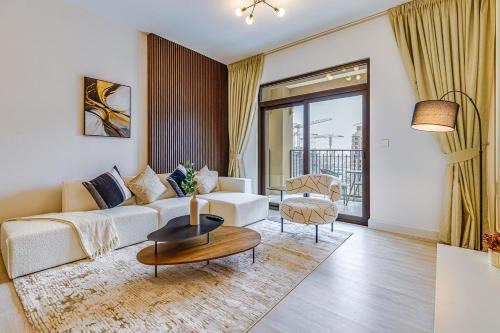 Elegant 2 Bedroom Apartment - Jadeel 2, Madinat Jumeirah - Allsopp & Allsopp