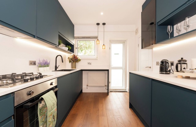 Elegant 2BR Home | C. London Links | Own Entrance