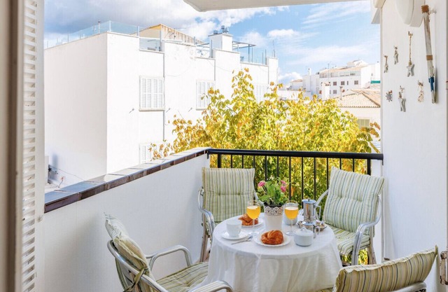 Elegant and Spacious Marian Gola situated in the Port close to All amenities
