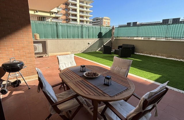 Elegant apartment near the station and Leonardo Da Vinci Airport.