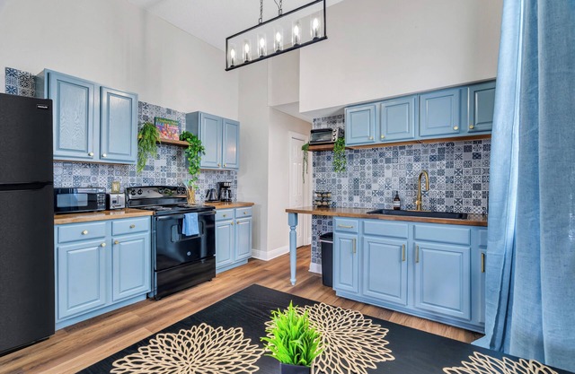 Elegant Charm in Carrollton: 2BR, 1BA Shotgun Home. Spacious Patio - Steps to St. Charles Streetcar