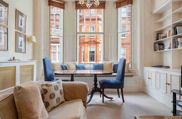 Elegant Chelsea Stay with Classic Charm