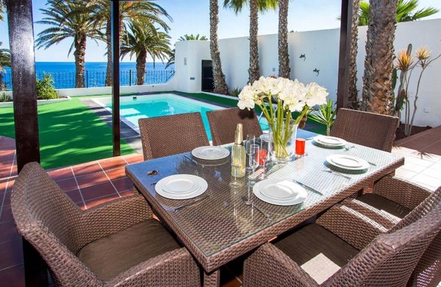Elegant Costa Teguise Villa | Villa Amapola | 4 Bedrooms | Stunning Seaviews &.