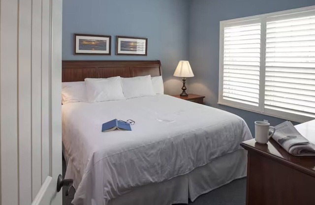 Elegant Escape Near Beach Trails, Perfect for Family Adventures | 4 Units