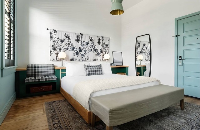 Elegant King Stay at Hotel Grand Stark | Pet-Friendly, Near Portland Rock Gym