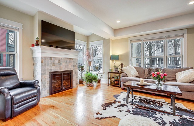 Elegant Saratoga Springs Stay: Walk to Town, Track