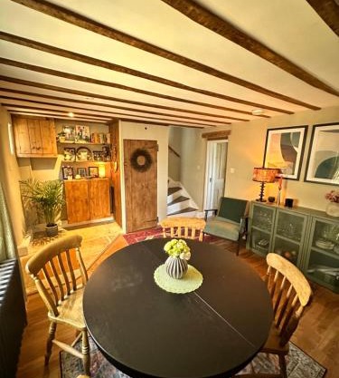 Elegant town house in Stroud