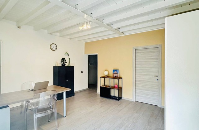 Elegant two-room apartment near the historic center with free reserved parking