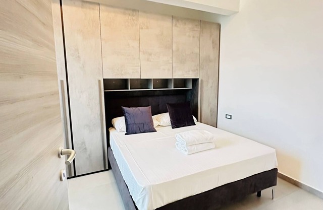 Elegant two-room apartment near the historic center with Reserved Parking and breakfast