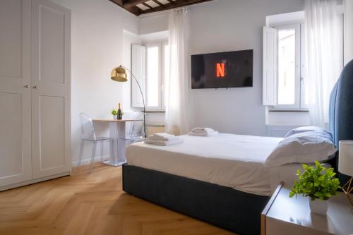 Elegantis Trevi Suite Apartment - Just 50m from Trevi Fountain