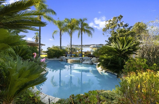 Elevado Hills Family Getaway ~ Pool ~ Games ~ Pkg!