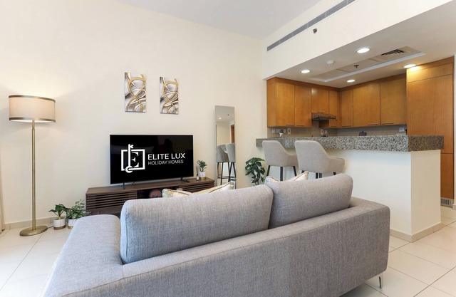 Elite LUX Holiday Homes - Modern Elegance Studio in Business Bay, Dubai
