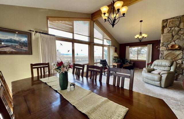 Elkhorn Views Home, Beautiful!