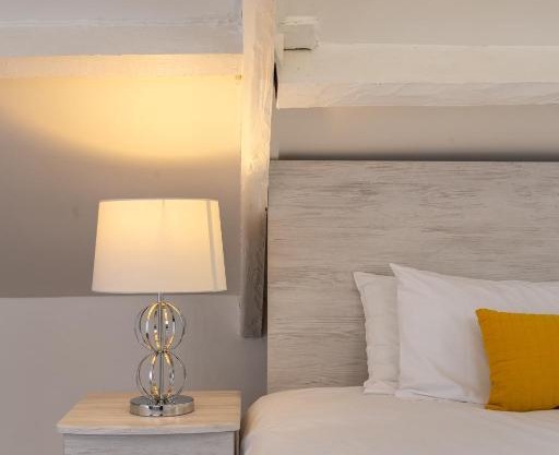 En-suite Apartment, Fully Equipped Kitchen
