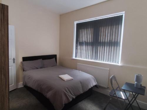 En-Suite Double-Bedroom in the Heart of Salford Manchester CR1 Perfect for Short Stays