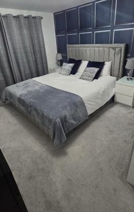 En-suite Room With Superking Bed