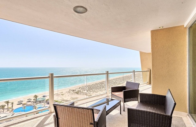 Encanto Living 1103 it's all about the View