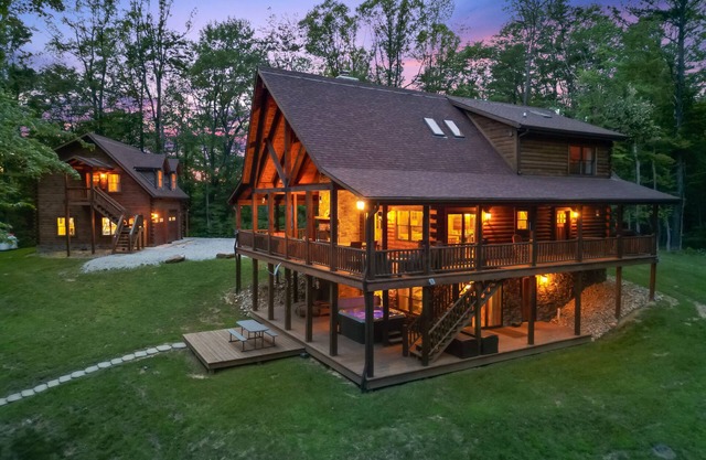 Enchanted Forest Lodge | Game Room | Hot Tub
