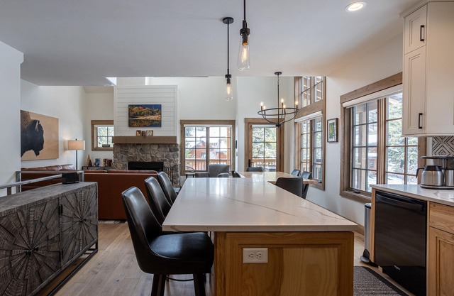 Encore Townhome - Comfortable 2 Bedroom Townhome | Ski in/Ski Out