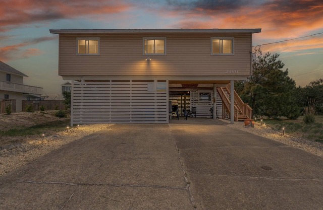 Enjoy a luck of the Irish at the "Pog Mo Home" beach cottage