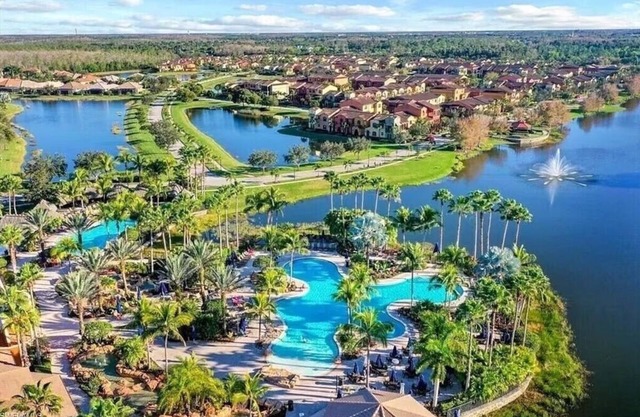 Enjoy Paseo resort style living! Amenities galore! A true paradise in Florida