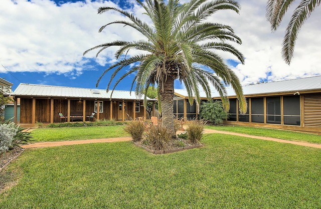 Enjoy the breeze at Nine Palms Cottage