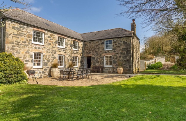 Enjoy the grounds of the Bonython Estate which cover 20 acres whilst staying at Bonython Farmhouse.