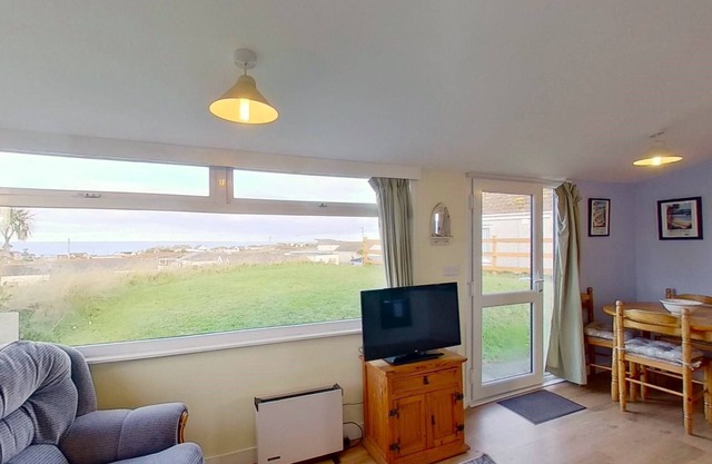 Enjoying views towards St. Ives Bay and the Atlantic Branksea offers comfortable space to cosy down