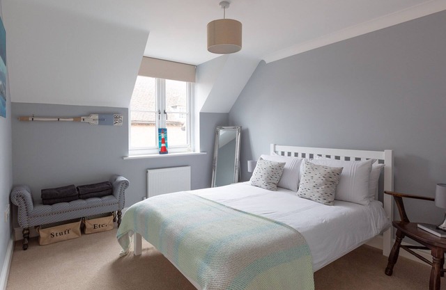 Entire City centre home, exclusive use, off street private parking
