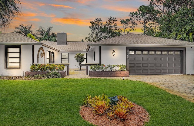 Entire House* Luxurious Home,Heated Pool*