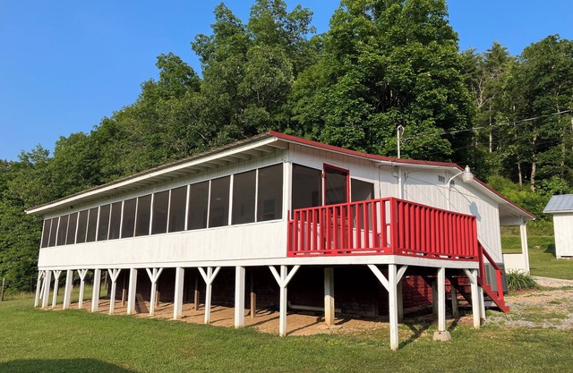 Entire house near Seebert, Watoga, Snowshoe, and much more!