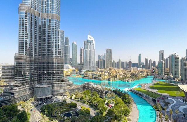 EPIC Burj Khalifa and Private Fountain Show byBLCK