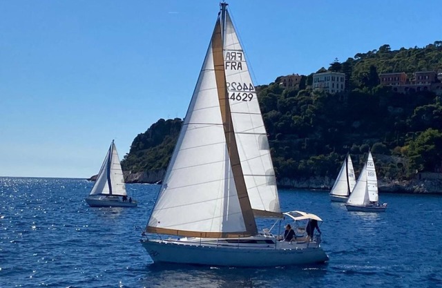 Escapade Iodée sur le Wave Runner - au Coeur de Beaulieu-sur-mer