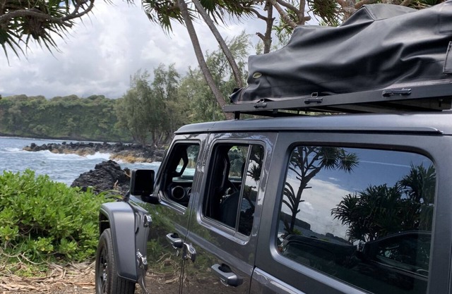 Escape the hotels and discover Maui real beauty