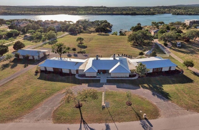 Estate on Lake Travis- Lakefront Retreat, Cove w/Dock, Pool, Hot Tub, Sleeps 40+