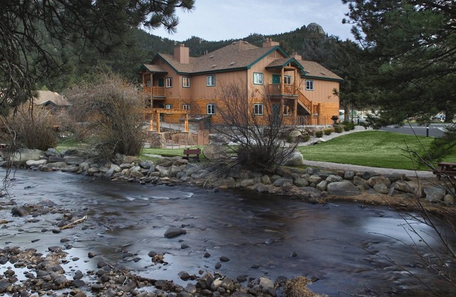 Estes Park is a small town with lots of love!