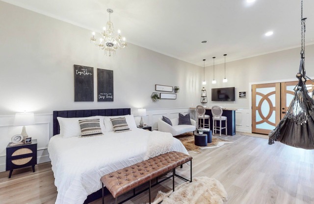 Eternal Romance: The Honeymoon Suite at 1885 Farms
