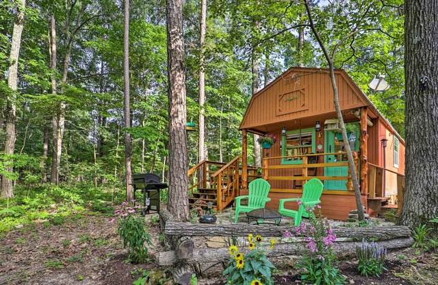 Eureka Springs Cabin: Gas Grill + Lake Access!