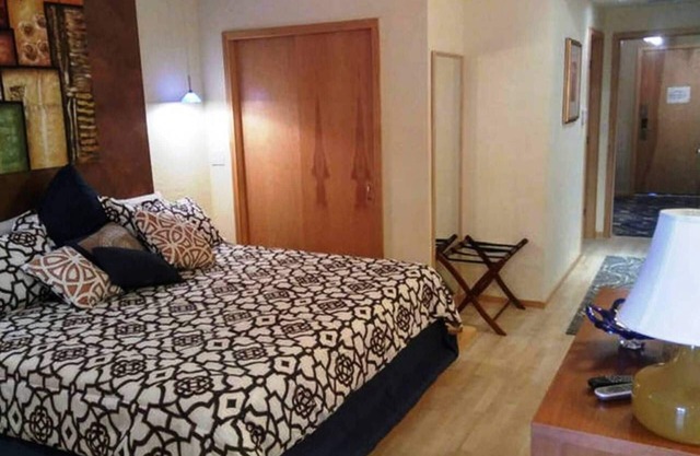 European King Village Suite